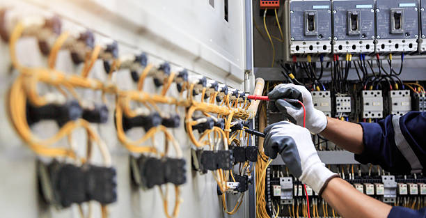 Professional Electrician technician working in Norwood, OH